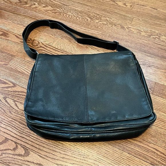 Osgoode Marley Genuine Pebbled Leather Laptop / Messenger Bag - Black